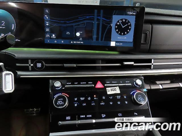 Hyundai Santa Fe 2025 — ფოტო 15/20