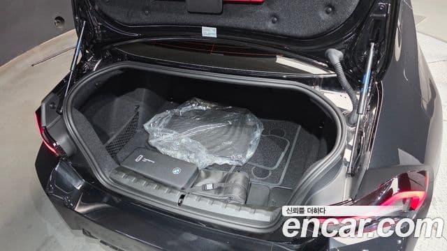 BMW M2 2025 — Photo 11/30