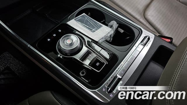 Kia Carnival 2024 — ფოტო 9/20