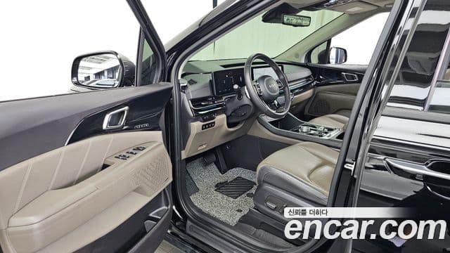Kia Carnival 2024 — ფოტო 10/20