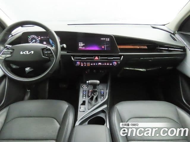 Kia Niro 2022 — фото 4 из 20