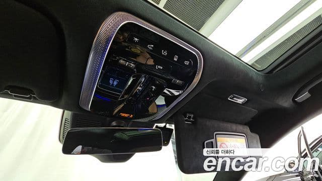 Mercedes-Benz S-Class 2023 — Photo 15/36