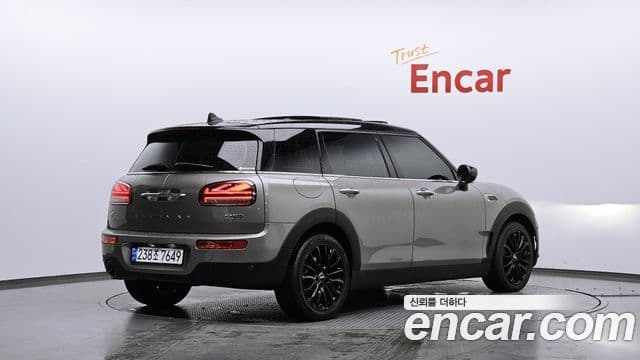 Mini Cooper Clubman 2020 — ფოტო 16/20