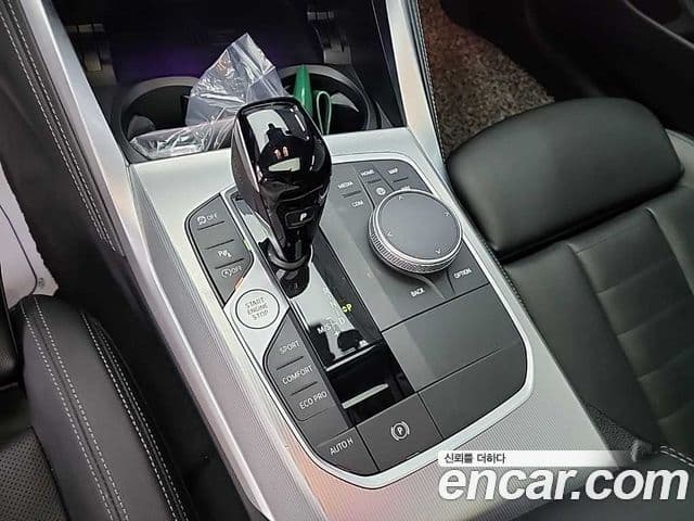 BMW 4 Series 2022 — ფოტო 7/20