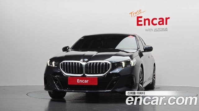 BMW 5 Series 2025 — ფოტო 2/20