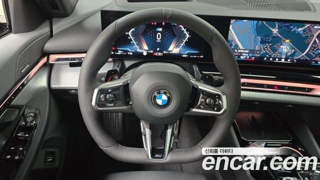 BMW 5 Series 2025 — ფოტო 12/20