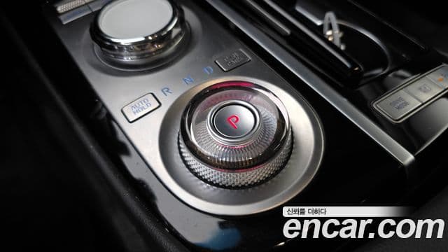 Genesis Electrified G80 2023 — фото 7 из 20