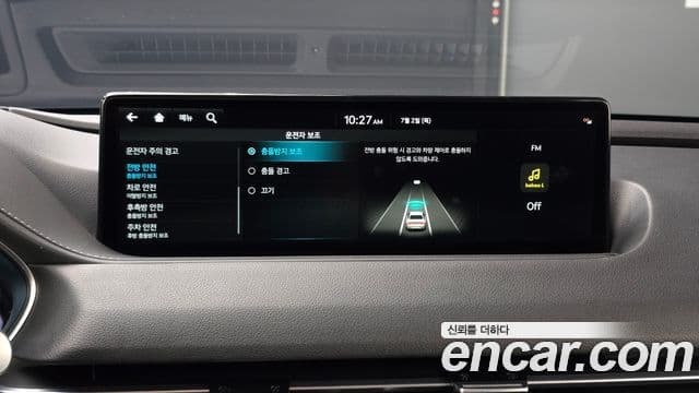 Genesis Electrified G80 2023 — фото 16 из 20