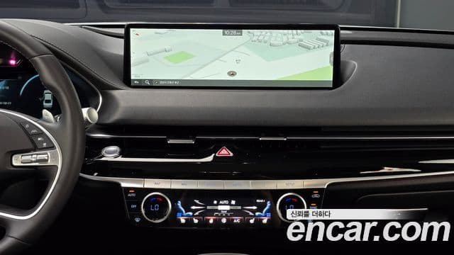 Genesis Electrified G80 2023 — Şəkil 19/20
