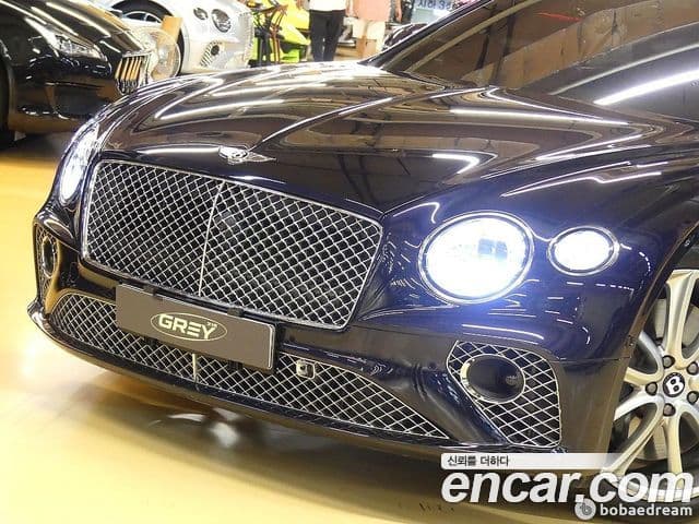 Bentley Continental GT 2022 — ფოტო 4/20