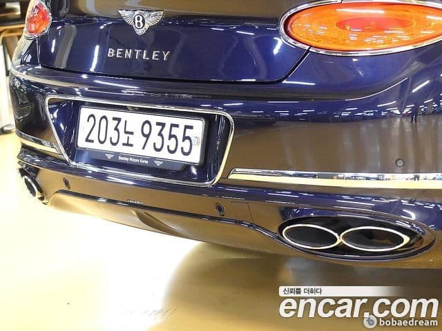 Bentley Continental GT 2022 — ფოტო 5/20