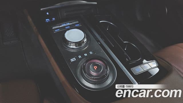 Genesis G80 2023 — Photo 4/20