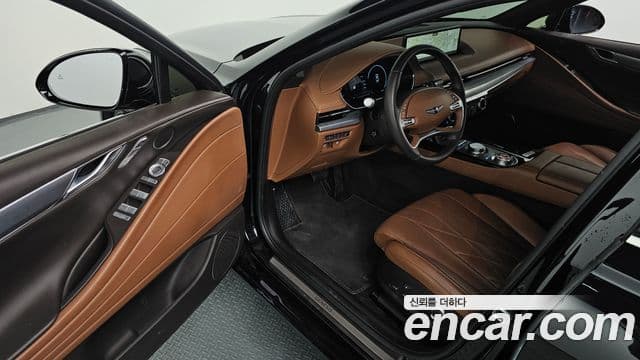 Genesis G80 2023 — Photo 15/20