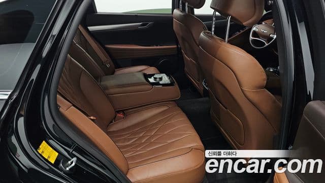 Genesis G80 2023 — Photo 10/20