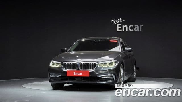 BMW 5 Series 2020 — фото 3 из 20