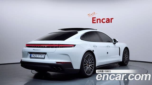 Porsche Panamera 2024 — фото 2 из 20