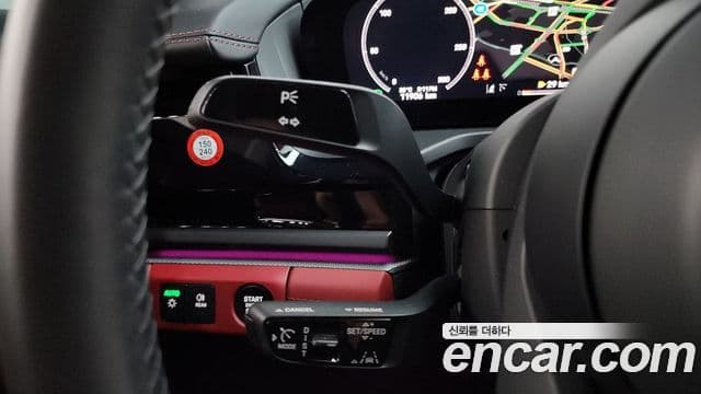 Porsche Panamera 2024 — ფოტო 16/20