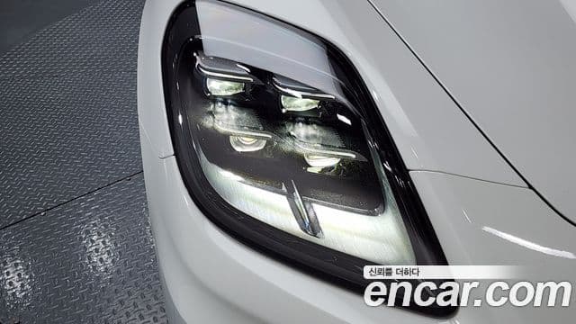Porsche Panamera 2024 — Photo 22/33