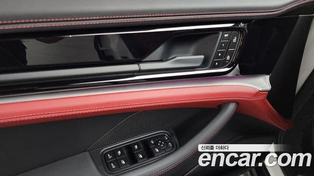 Porsche Panamera 2024 — Photo 2/33