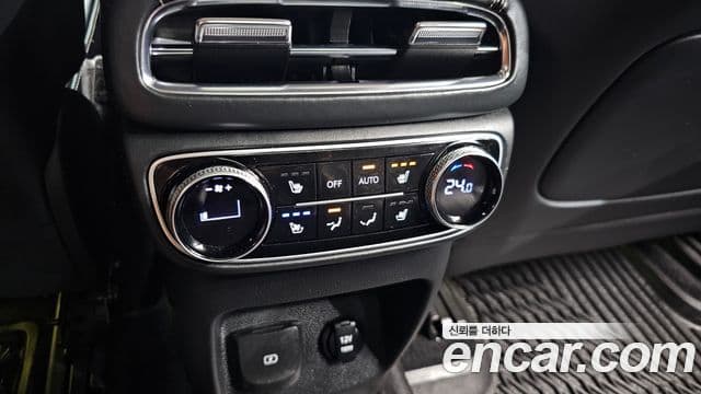 Genesis GV80 2020 — Photo 21/35