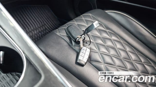 Genesis GV80 2020 — Photo 26/35