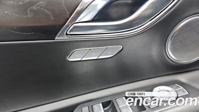 Genesis GV80 2020 — Photo 12/35
