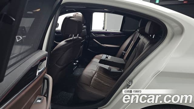 BMW 5 Series 2023 — ფოტო 12/20