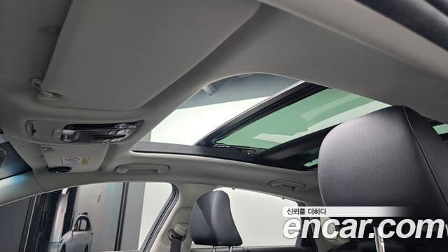 Kia K8 2021 — Photo 24/35