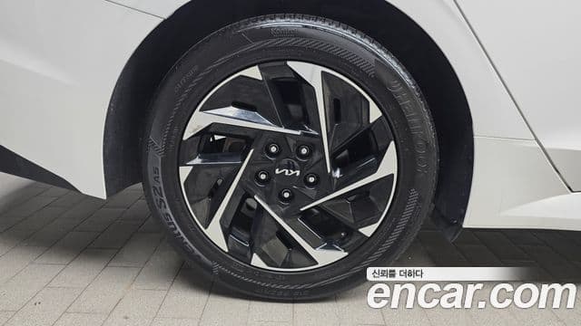 Kia K5 2024 — ფოტო 5/20