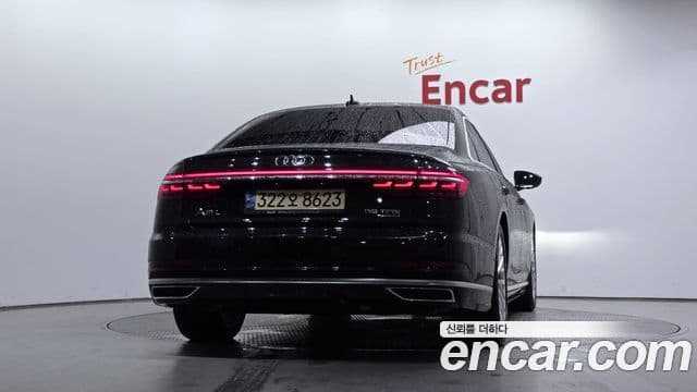 Audi A8 2021 — ფოტო 4/20