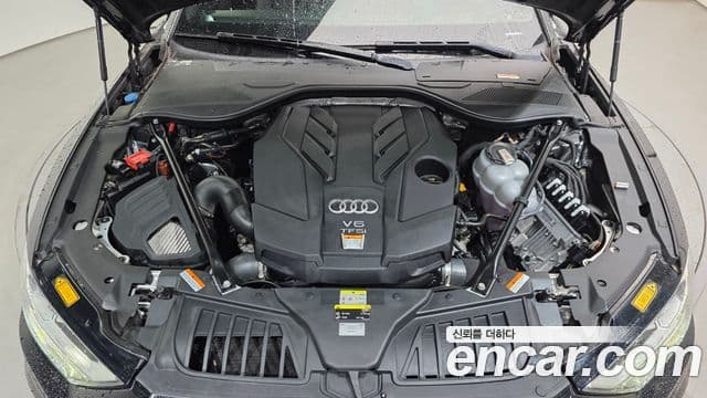 Audi A8 2021 — ფოტო 6/20