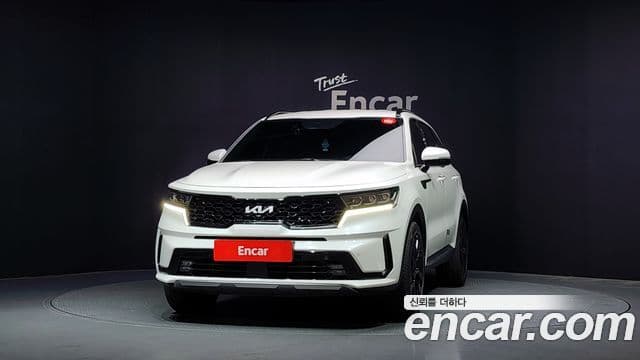 Kia Sorento 2023 — Фото 3/20