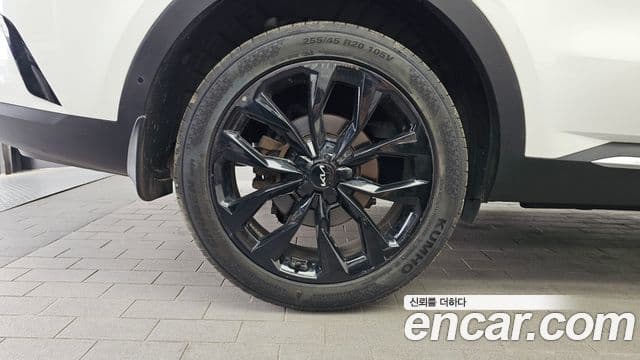 Kia Sorento 2023 — Фото 5/20