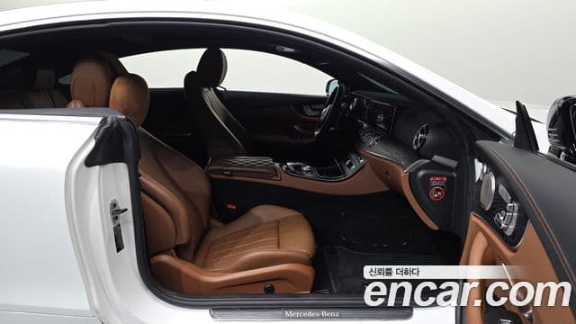 Mercedes-Benz E-Class 2020 — Şəkil 11/20