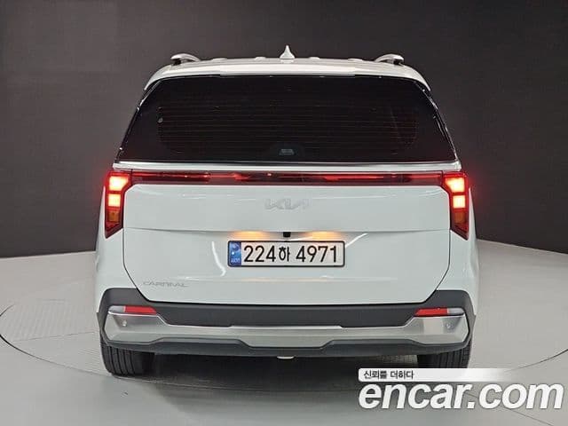 Kia Carnival 2025 — ფოტო 2/20