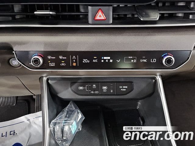 Kia Carnival 2025 — ფოტო 15/20