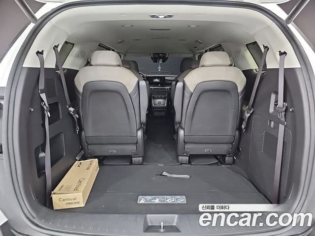 Kia Carnival 2025 — ფოტო 19/20