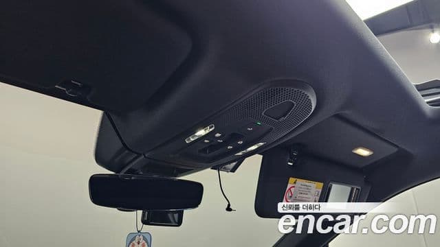 Porsche Cayenne 2024 — Şəkil 27/39