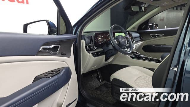 Kia Sportage 2022 — ფოტო 10/20