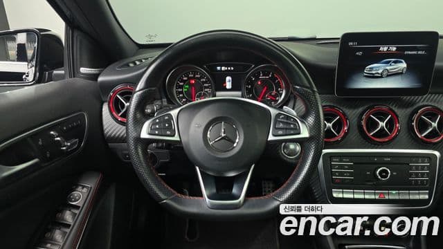 Mercedes-Benz A-Class 2018 — Şəkil 13/20