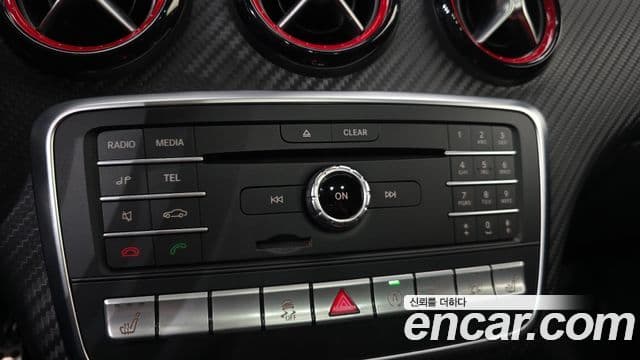 Mercedes-Benz A-Class 2018 — фото 18 из 20
