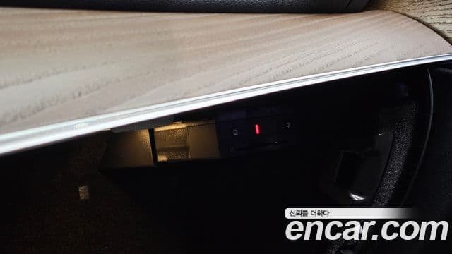 Mercedes-Benz E-Class 2019 — Şəkil 20/20