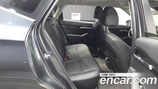 Kia Seltos 2020 — ფოტო 12/20