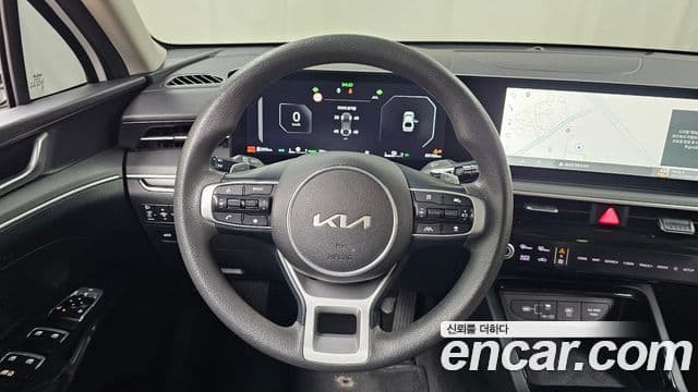 Kia K5 2024 — Şəkil 12/20