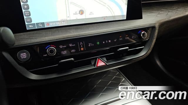 Kia K8 2021 — Şəkil 17/20