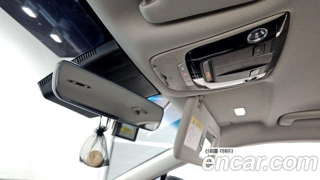 Kia K8 2021 — Şəkil 18/20