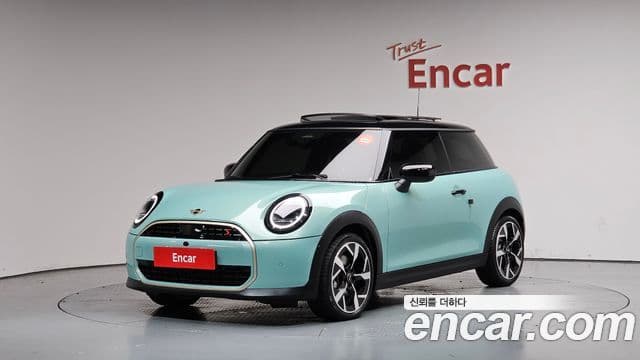Mini Cooper S 2026 — ფოტო 1/20