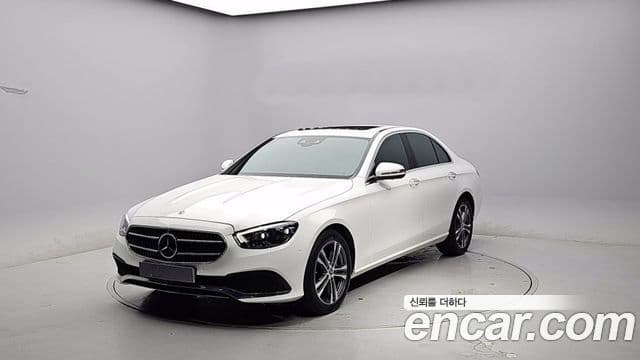Mercedes-Benz E-Class 2022 — Şəkil 9/20