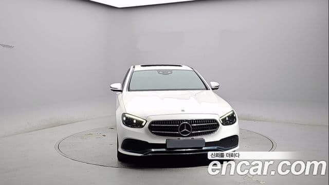 Mercedes-Benz E-Class 2022 — Şəkil 1/20