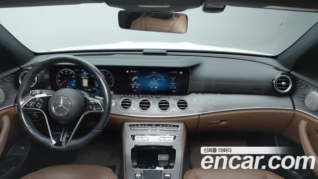 Mercedes-Benz E-Class 2022 — Şəkil 10/20